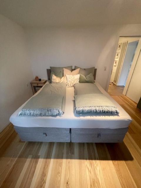 Ferienwohnung Familiengarten Volders Exteriör bild