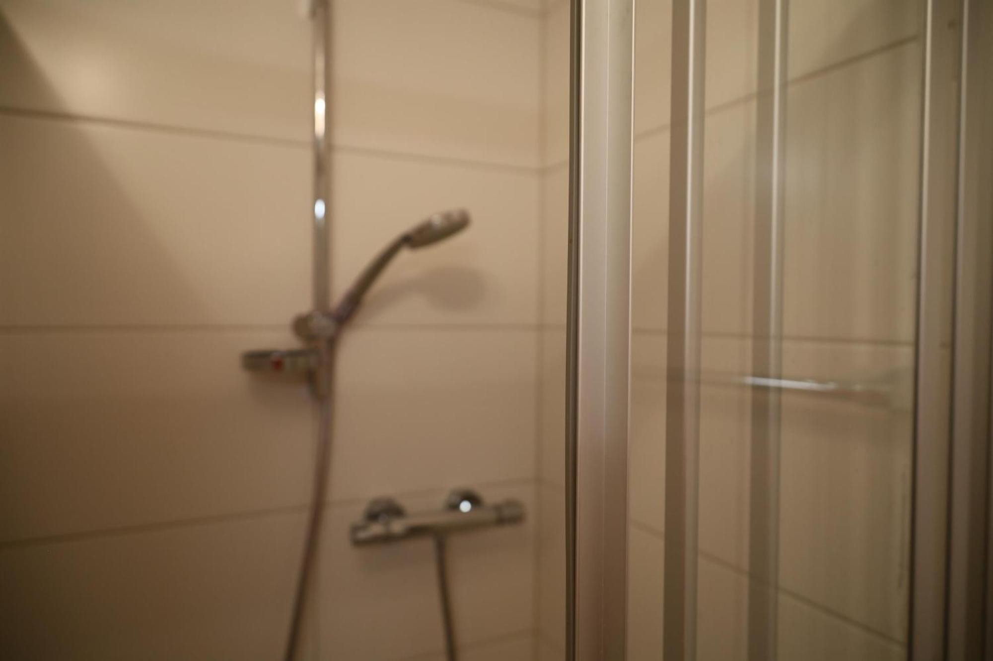 Ferienwohnung Familiengarten Volders Exteriör bild